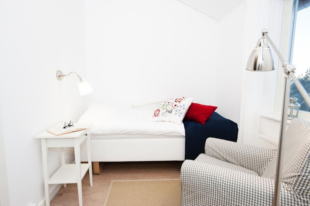 Hotel Ah Stifts- & Konferensgard Ljungskile Habitación foto